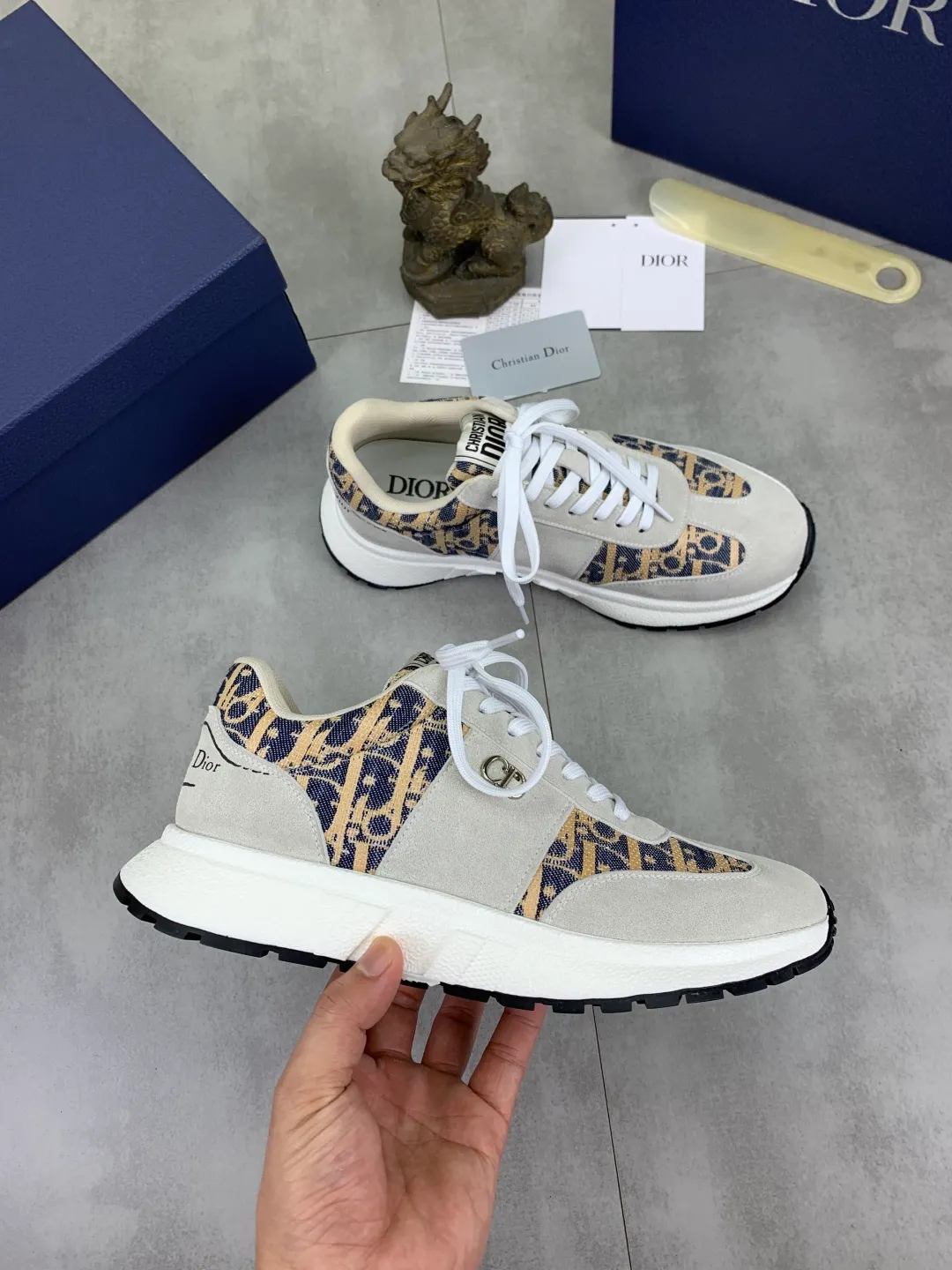 Men's Men's Shoes💰P440💰[New Style]🆘[Dior] 2025 Dior Original Lace-up Low-top Men's Shoes Classic casual shoes 🔥This model is the official classic model, with high quality and made by famous original designers. It is made of high-quality cowhide with original materials➕comfortable and breathable mesh lining➕pigskin insole. The perfect last shape and generous and fashionable design have attracted many consumers and are suitable for drivers to drive🚗. What you want is the best quality in the market. Color: seven colors. Code number: 38--44 (45 46 customized)